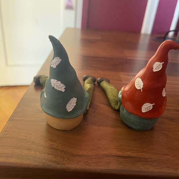 2 for one little gnome shelf sitters :) - Picture 3 of 4